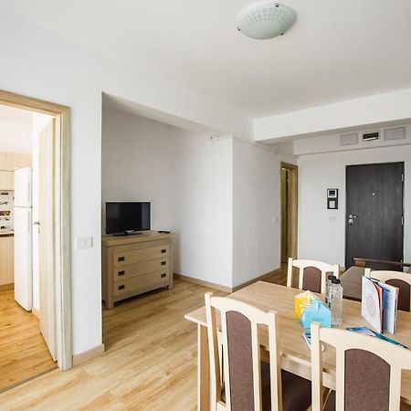 Sunny View 2 Bedroom Central Apartment Oradea Exterior photo