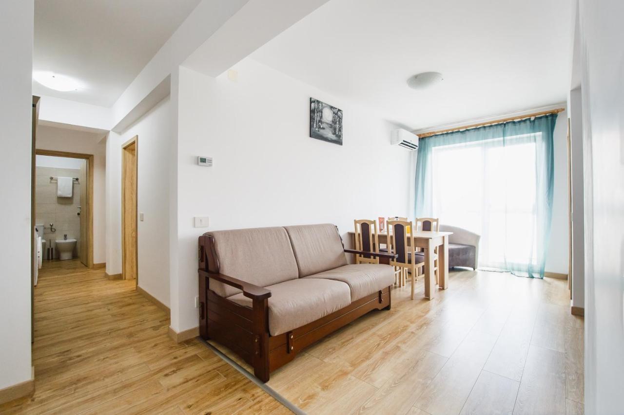 Sunny View 2 Bedroom Central Apartment Oradea Exterior photo
